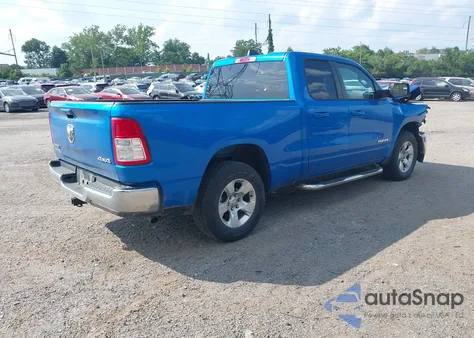 2021 Ram 1500 Big Horn 4X4 6'4 Box z USA, uszkodzony, nr VIN 1C6RRFBG0MN646763